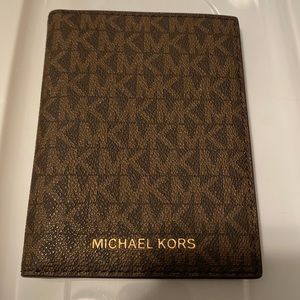 Michael Kors passport holder!!